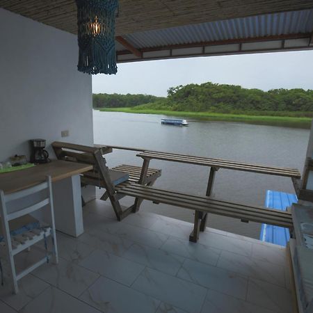 Hotel Pura Natura Riverside Тортугеро Екстер'єр фото