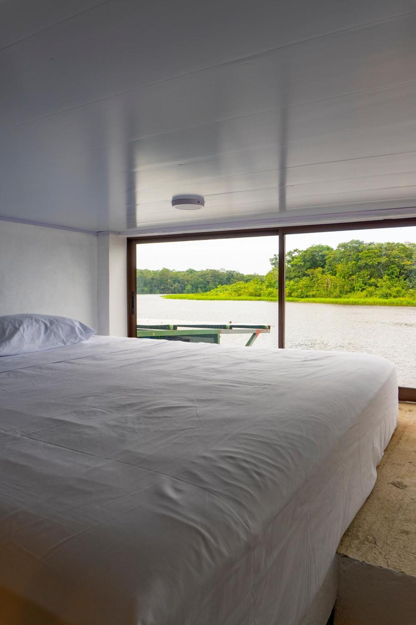 Hotel Pura Natura Riverside Тортугеро Екстер'єр фото
