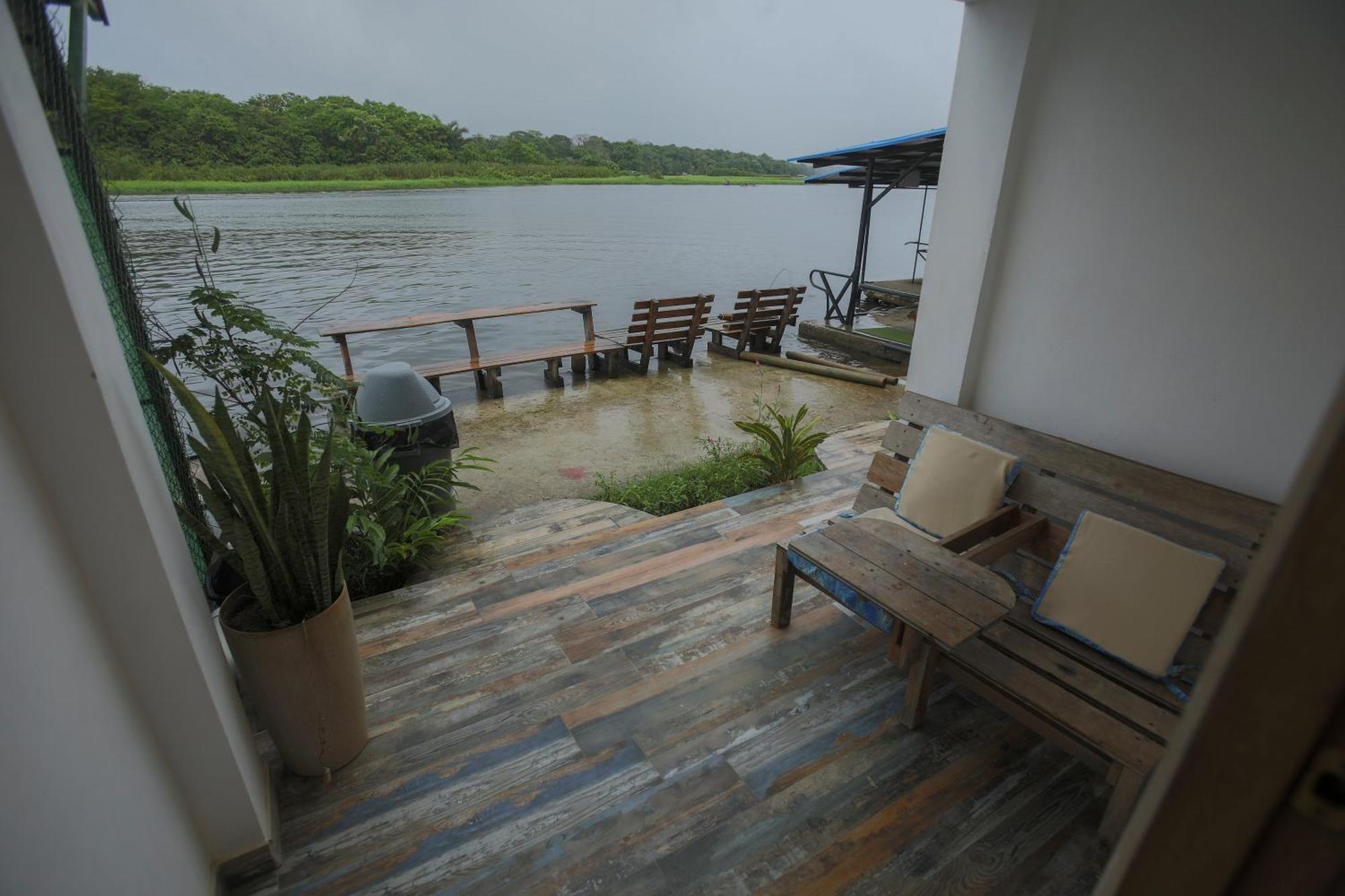 Hotel Pura Natura Riverside Тортугеро Екстер'єр фото