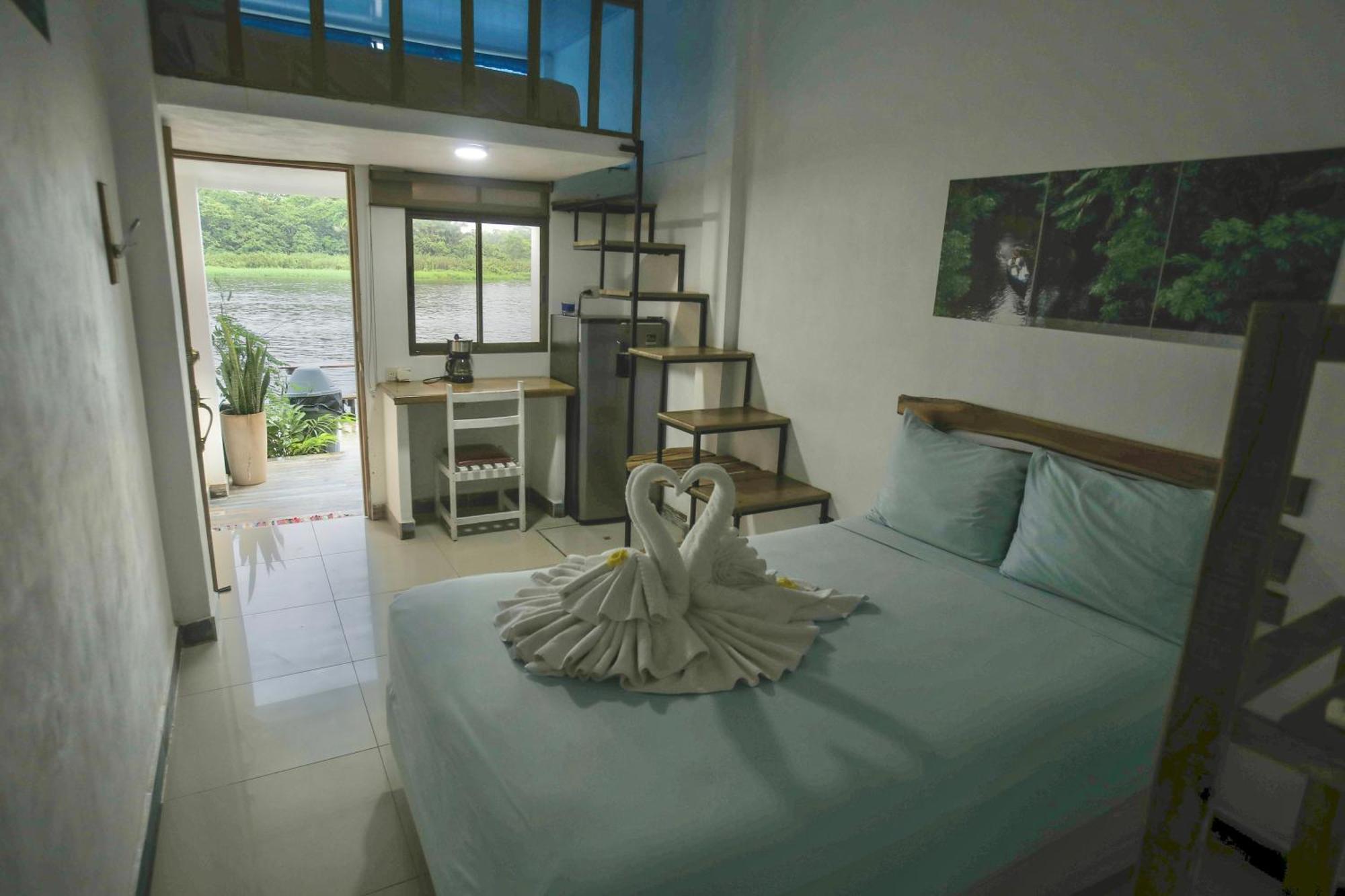 Hotel Pura Natura Riverside Тортугеро Екстер'єр фото